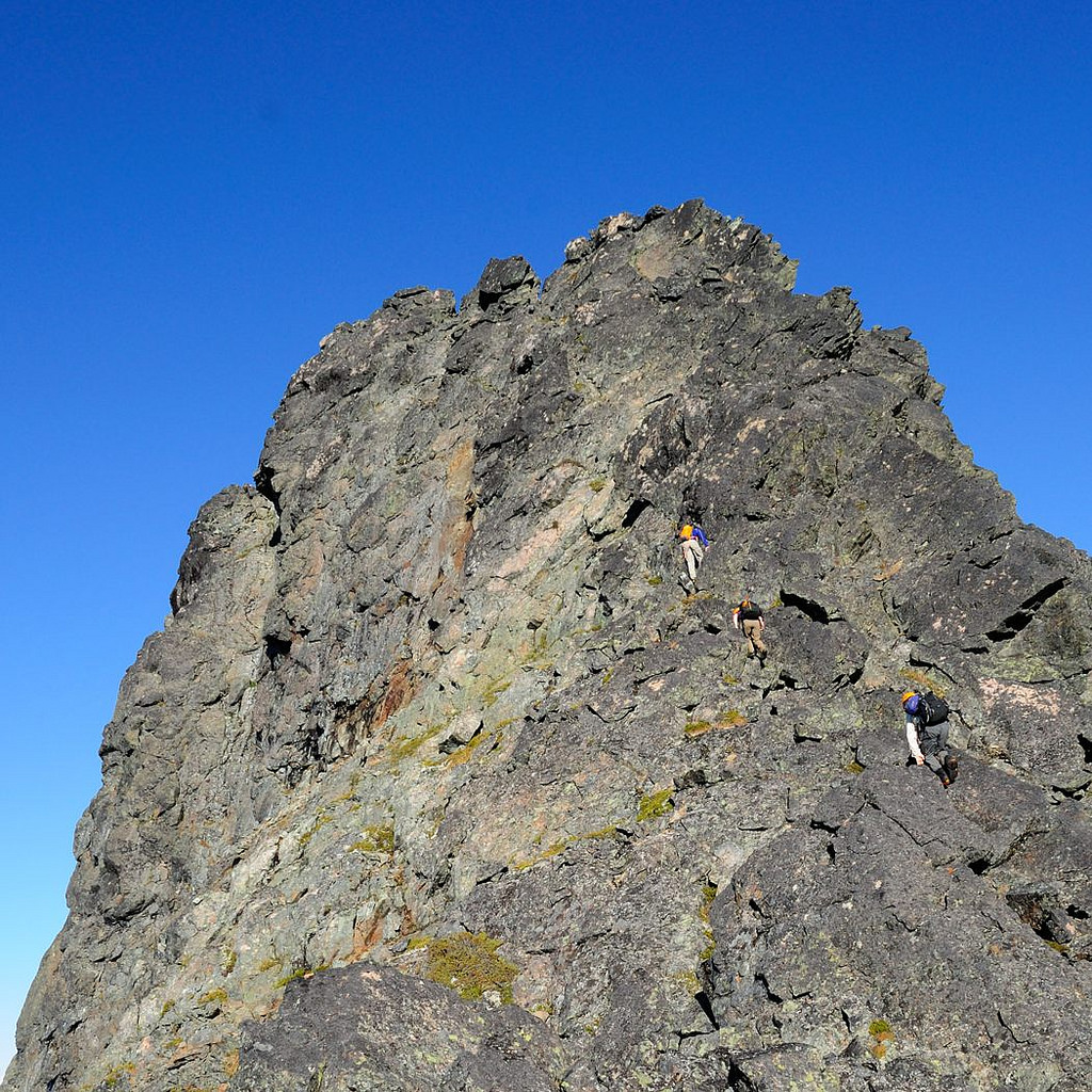 Scrambling on the NW Ridge of Stuart