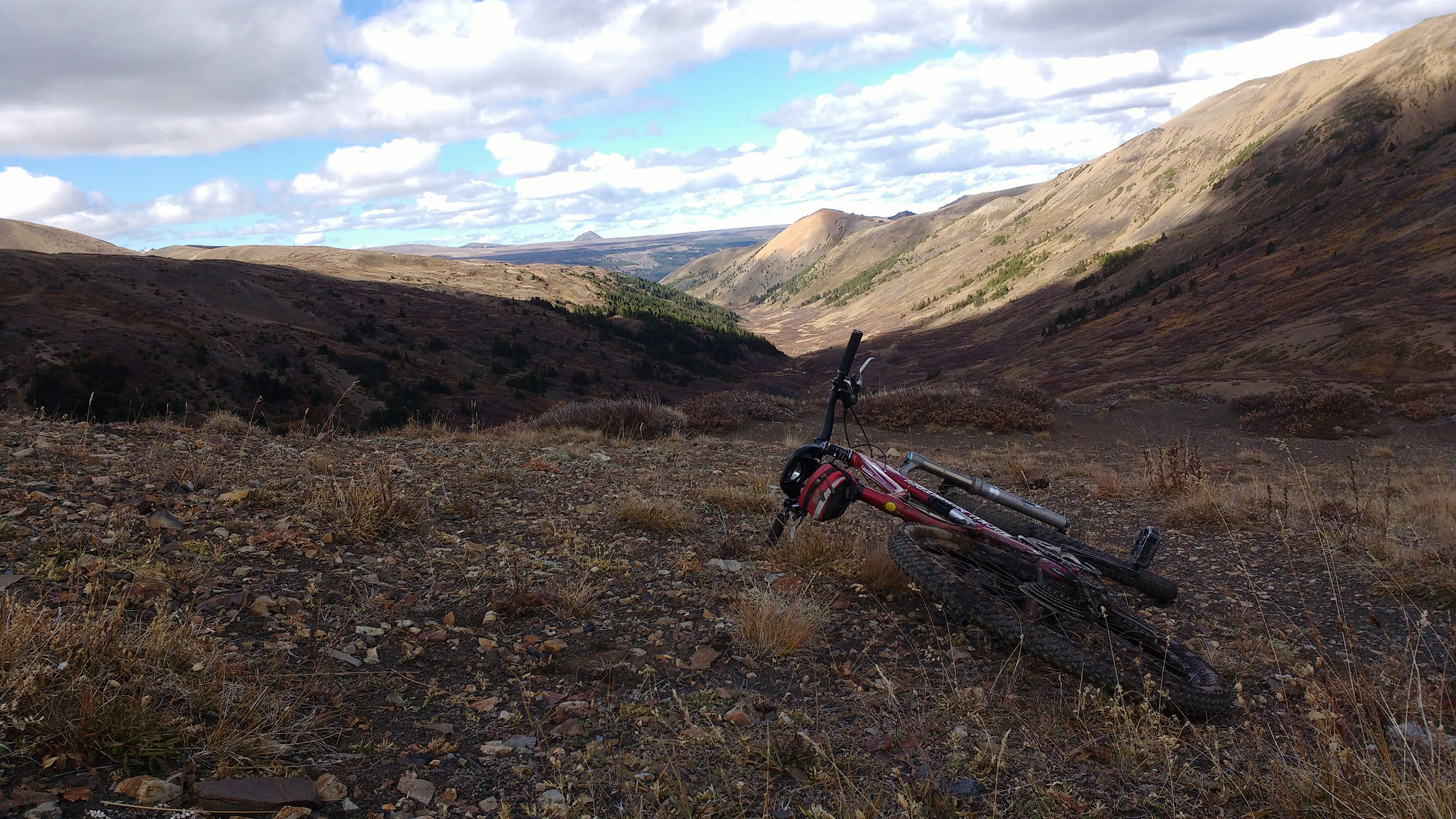 bike at the top of Little Graveyard Pass